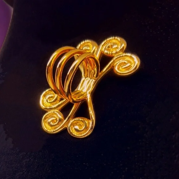 Unique Abstract Vintage Spiral Scarf Ring/Brooch - Picture 2 of 8